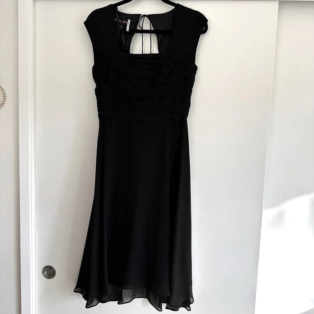 Donna Ricco New York Black Sheath‎ Dress, Size 6